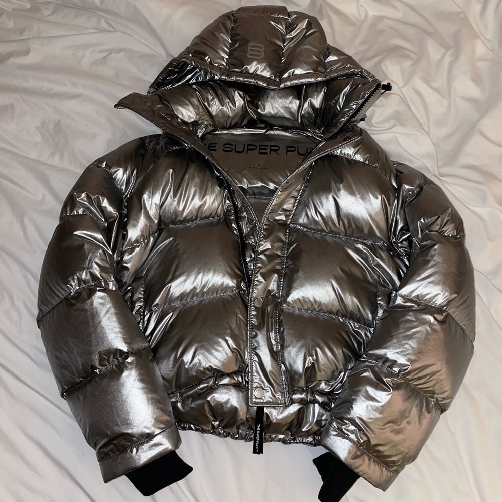 Aritzia The Super Puff Shorty Titanium